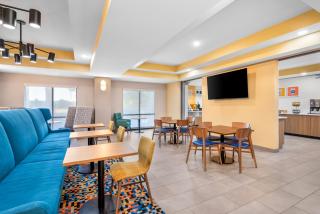 Hampton Inn - Monticello - 2