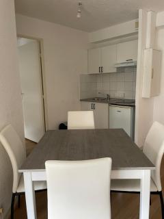 Appartement RDC meublé avec 2 chambres - 7