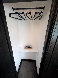 Swansea 5-Bed Family Home with Ensuite - 5