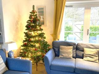 2 Bed in Lower Treluswell 78621 - 0