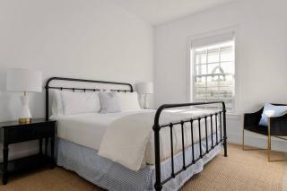 2 Home Estate | Pool + Fire Pit | Walk Downtown - 4