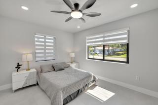 NEW house in Miami Casa Calle 19 - 7