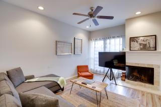 Comfortable Dallas Condo Close to Attractions - 0