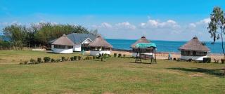 Chula Beach Resort - 7