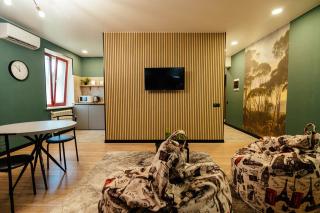 Apartment 1 Camera - 3