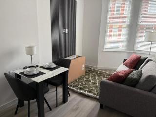 Modern 1-Bed in Victorian Building, Bury - 5