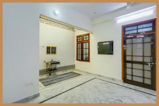 Hotel S-Swastik Residency Near Jagannath Temple and Sea Beach - Fully Air Conditioning Rooms - Free Wifi and Room Service - Best Premium Hotel In Puri - 1