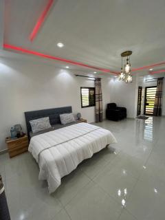 Superbe villa 4 chambres à Saly - 1