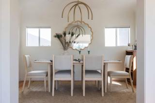 University Hill Home With City Views, Hot Tub and 3 Parking Spots - 9