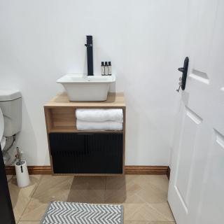 Le Bamboo Guest House And Boat Cruise - 3