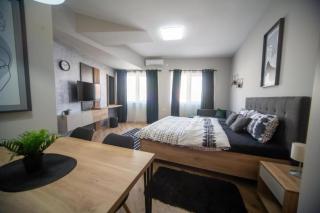 Ivi Central Apartments - 8