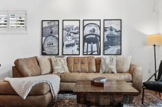 Urban Bourbon Escape - Downtown Louisville Getaway - 4