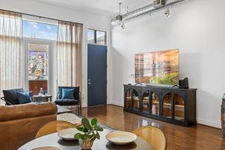 Urban Bourbon Escape - Downtown Louisville Getaway - 2