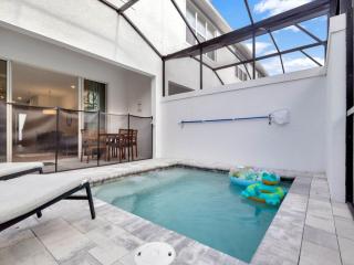 TR17226BD - 4 bedr w/pool - 10 guests Near Disney - 0