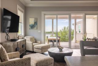 Aquaria House -Pool & Boat Dock - 4