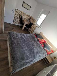 Privates Zimmer in ruhiger Lage Heidenheim-Steinheim am Albuch - 0