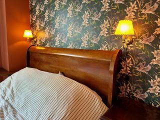 The Old Forge B&B and Glamping - 2