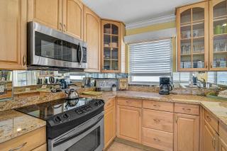 Polynesian Gardens 1116 - 4