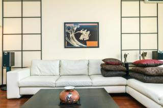 Modern Central Kyiv Apartment with City View - 5