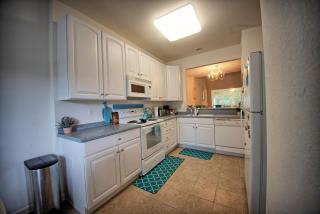 ⛱ Quiet 3 Bed Twinhome just 3 miles from Beach! ⛱ - 5