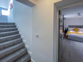 Plymouth Station Apartments Serviced Accommodation - 2