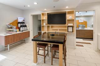 Holiday Inn Express Lexington by IHG - 1