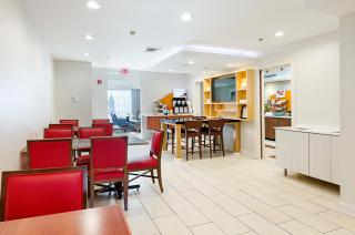 Holiday Inn Express Lexington by IHG - 1