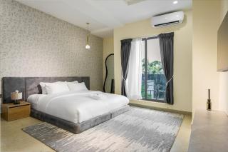 The MV Apartments - 1