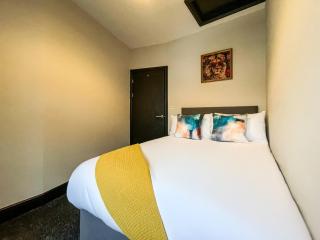 Chestnut House - Merthyr Tydfil - 4