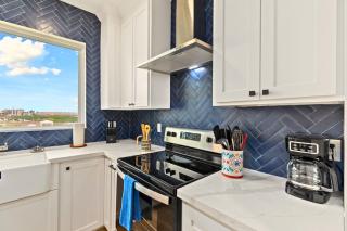 High-end Waterfront Near Beach & SpaceX Views - 8