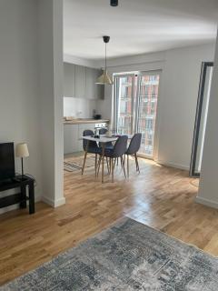 Stylish 1 Bedroom Apartment - 3