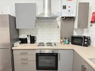 County House - 5 Bedroom Deluxe Apartment - 8