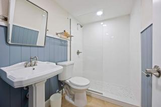 Welcome to The Drift Your Laid-Back Beach Escape in Cocoa Beach 2-2 - 5