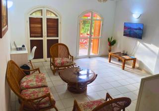 Hermosa Casa de 3 pisos - 3