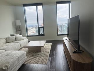 Modern Luxe 1BR Walk to Tysons Corner Metro - 4