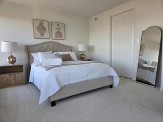 Modern Luxe 1BR Walk to Tysons Corner Metro - 1