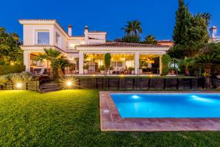 Ocean Views Luxury Villa next to beach - 9