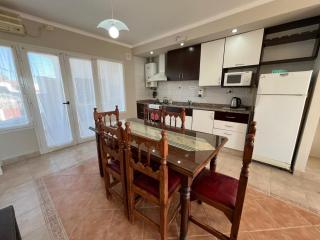 Complejo LA OMA, ubicado a 400 mts del mar con estacionamiento privado - 1