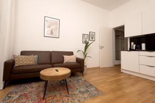 Stylish apartment with garden - 0