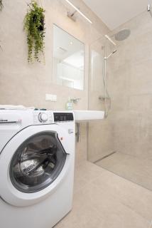 Stylish apartment with garden - 8