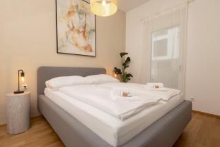 Stylish apartment with garden - 5