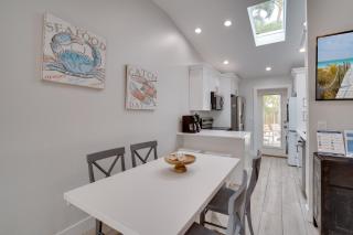 Soak in the Sun with a large heated pool - 3