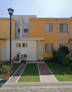 Casa en fraccionamiento en Ahuatepec con alberca, cancha y cerca de Tepoztlán - 7