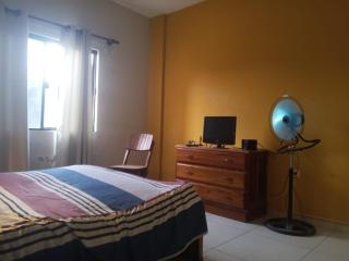 habitación cómoda con baño en suite y servicio de taxi - 4