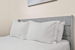 Spacious 3BR Getaway w Dedicated Office Sleeps 5 - 2