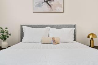 Spacious 3BR Getaway w Dedicated Office Sleeps 5 - 1