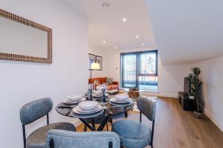 Leeds City Centre, Workspace , EV Free parking - 8