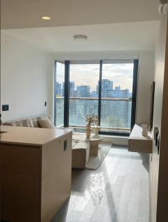 Boutique New 1-Bedroom Condo in Heart of Downtown - 8