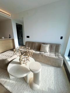 Boutique New 1-Bedroom Condo in Heart of Downtown - 7