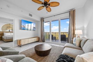 RIVER FLY IN The Merritt Launchpad Lookout View RFI 2BR QQ Launch - 7